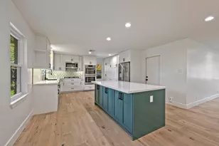 8927 Rockhurst Dr, Houston, TX 77080 - Photo 7