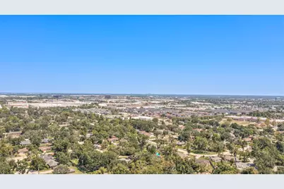 8927 Rockhurst Drive, Houston, TX 77080 - Photo 35