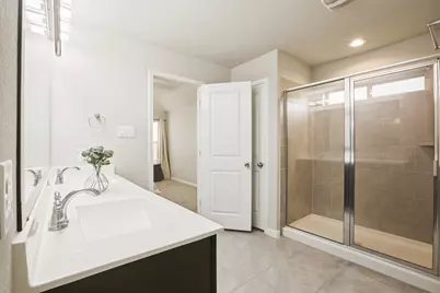 7230 Highland Chase Drive, Richmond, TX 77407 - Photo 13
