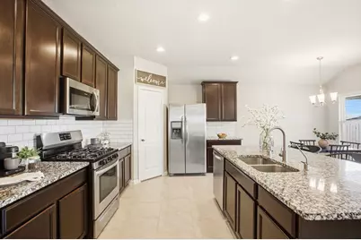 7230 Highland Chase Drive, Richmond, TX 77407 - Photo 7