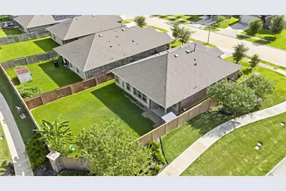 7230 Highland Chase Drive, Richmond, TX 77407 - Photo 23
