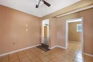 202 Norview Dr, Houston, TX 77022 - Photo 17