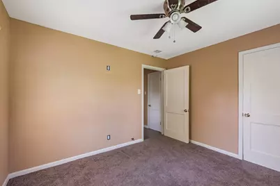 202 Norview Drive, Houston, TX 77022 - Photo 13