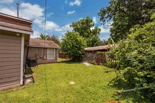 202 Norview Dr, Houston, TX 77022 - Photo 23