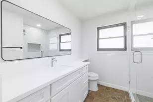 10055 Larston St, Houston, TX 77055 - Photo 19