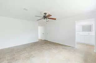 10055 Larston St, Houston, TX 77055 - Photo 21