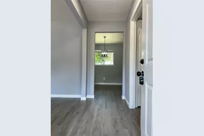 8718 Chipping Lane, Houston, TX 77088 - Photo 5
