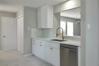 5111 Pinewilde Drive, Houston, TX 77066 - Photo 15