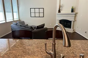 6819 Hunters Trace Ln, Baytown, TX 77521 - Photo 17