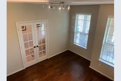 6819 Hunters Trace Lane, Baytown, TX 77521 - Photo 9