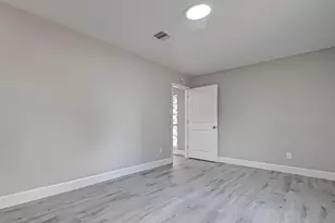 9830 Degas Ln, Houston, TX 77016 - Photo 7