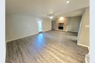 5920 Arncliffe Drive, Houston, TX 77088 - Photo 7