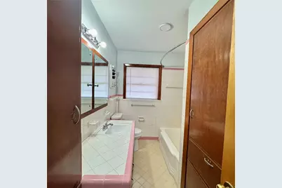 1701 Gillette Street, Baytown, TX 77520 - Photo 19