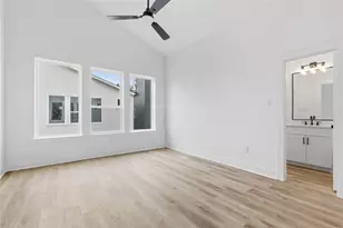 812 Elkhart St, Houston, TX 77091 - Photo 17