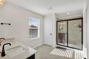 2837 Shimmer Edge Dr, Katy, TX 77493 - Photo 19