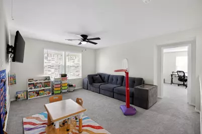 2837 Shimmer Edge Drive, Katy, TX 77493 - Photo 11