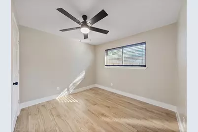 1117 E San Augustine Street, Houston, TX 77536 - Photo 11