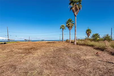 2221 Avenue A, San Leon, TX 77539 - Photo 5