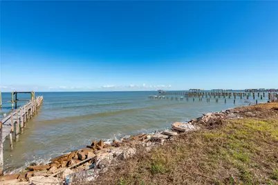 2221 Avenue A, San Leon, TX 77539 - Photo 7