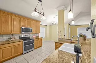 655 Windmill Way, Vidor, TX 77662 - Photo 13