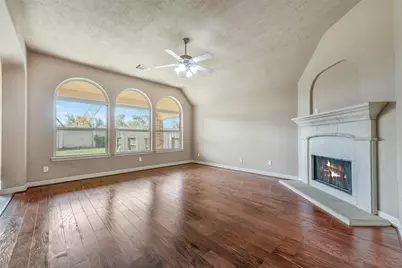 7122 Fall Creek Lane, Missouri City, TX 77459 - Photo 5