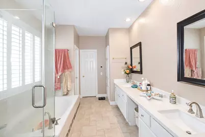 2019 Rosalyn Court, Sugar Land, TX 77478 - Photo 15