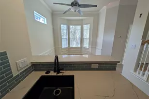 5302 Blossom St, Houston, TX 77007 - Photo 23