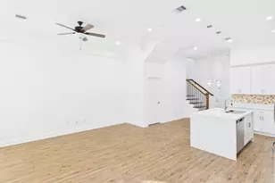 4619 Stassen St, Houston, TX 77051 - Photo 5