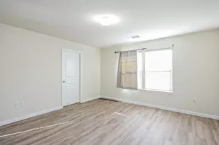 10014 Orchid Spring Ln, Houston, TX 77044 - Photo 7