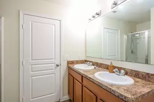 10014 Orchid Spring Ln, Houston, TX 77044 - Photo 9