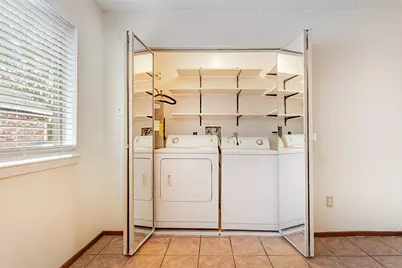 9507 Wellsworth Drive, Houston, TX 77083 - Photo 37