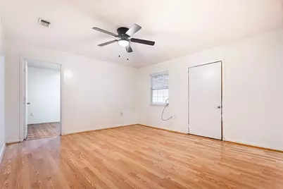 9507 Wellsworth Drive, Houston, TX 77083 - Photo 17