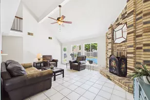 416 Meadowpoint Dr, League City, TX 77573 - Photo 15