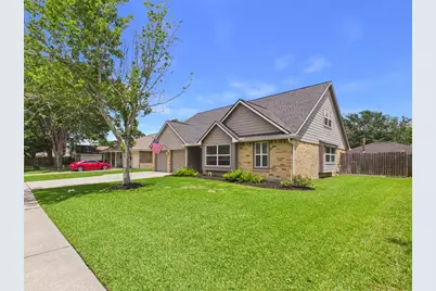 416 Meadowpoint Drive, League City, TX 77573 - Photo 3