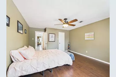 416 Meadowpoint Drive, League City, TX 77573 - Photo 31
