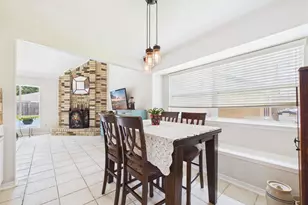 416 Meadowpoint Dr, League City, TX 77573 - Photo 19