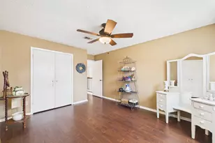 416 Meadowpoint Dr, League City, TX 77573 - Photo 35
