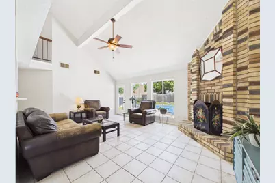 416 Meadowpoint Drive, League City, TX 77573 - Photo 15