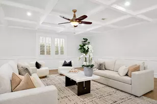 317 Avenue of Oaks St, Houston, TX 77009 - Photo 11