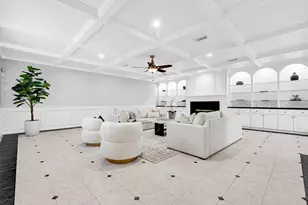317 Avenue of Oaks St, Houston, TX 77009 - Photo 13