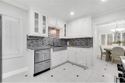 317 Avenue Of Oaks Street, Houston, TX 77009 - Photo 19