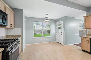 11123 Cactus Point Ct, Houston, TX 77095 - Photo 9