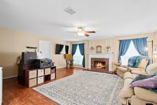 7515 Honey Creek Ln, Houston, TX 77095 - Photo 11