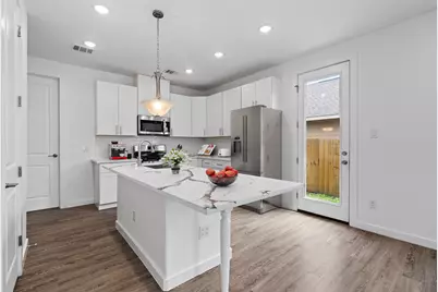 8001 Talton Street #B, Houston, TX 77028 - Photo 5