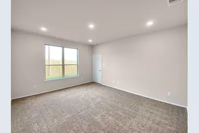 13071 Clearview Drive, Willis, TX 77318 - Photo 11