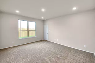 13071 Clear View Dr, Willis, TX 77318 - Photo 11