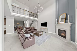 28426 Asher Falls Ln, Fulshear, TX 77441 - Photo 17