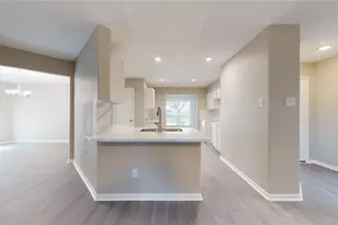 2818 N Red Birch Cir, Houston, TX 77038 - Photo 9