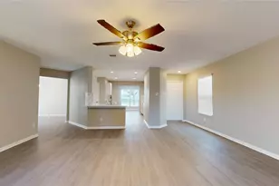 2818 N Red Birch Cir, Houston, TX 77038 - Photo 7