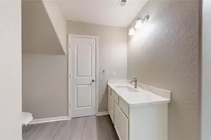2818 N Red Birch Cir, Houston, TX 77038 - Photo 21